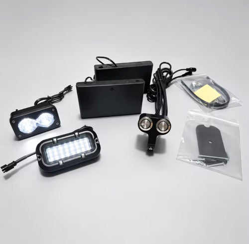 Battery powered rock light and front fake Baja